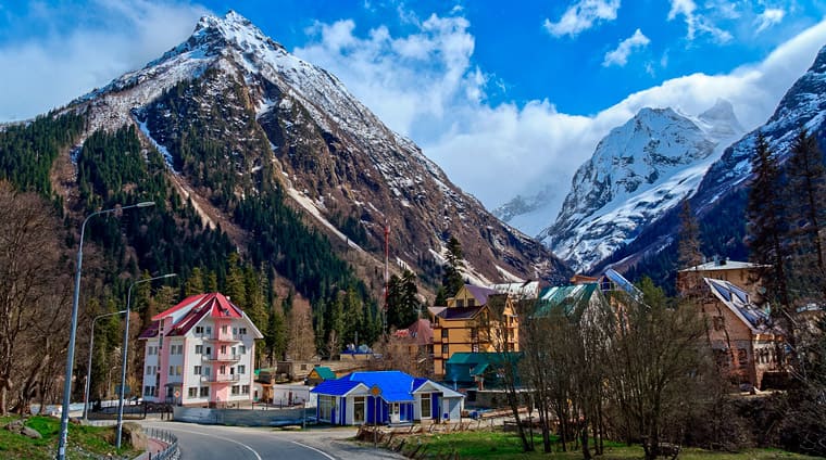 Домбай - центр альпинизма и туризма на Кавказе
