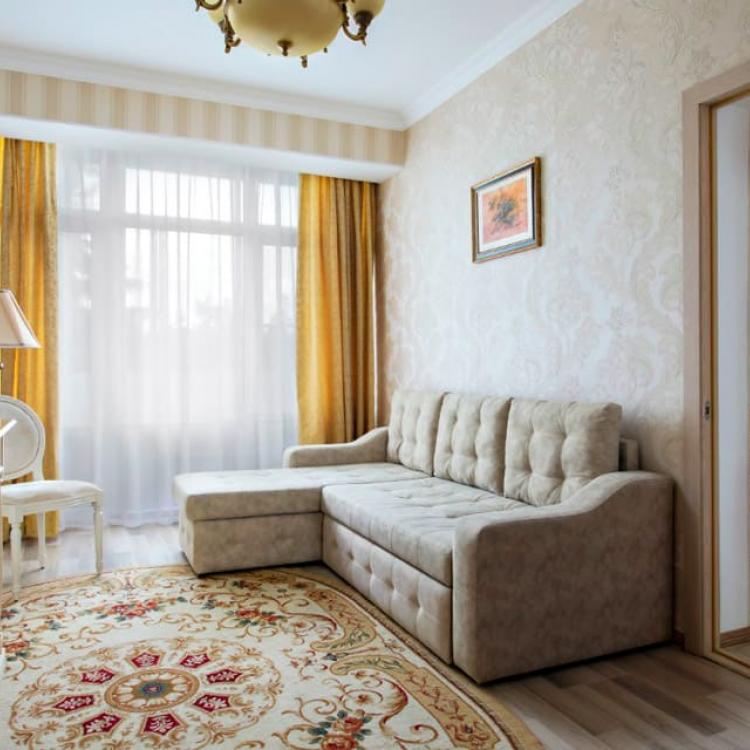 Гостиная в 2 местном 3 комнатном Люксе санатория Казахстан в Ессентуках
