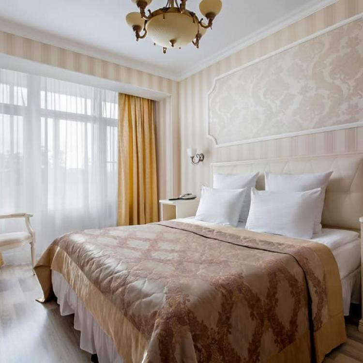 Спальня в 2 местном 3 комнатном Люксе санатория Казахстан в Ессентуках